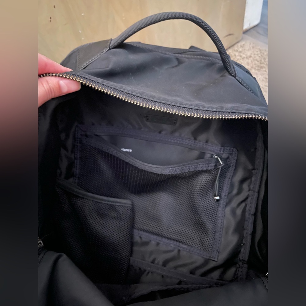 Lululemon backpack USED fair condition - Picture 6 of 9